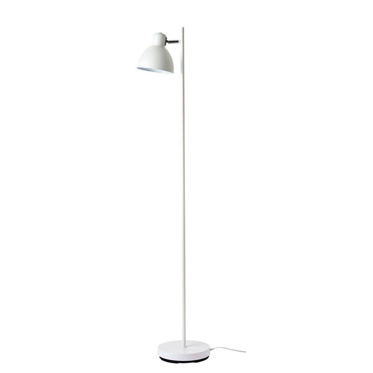Skagen 1 Hvid gulvlampe Fra Dyberg Larsen - Skagen gulvlampe fås med en eller to&aring; lampeskærme, og denne variant har en mat hvid metal lampeskærm, der giver et stilrent og enkelt udtryk.