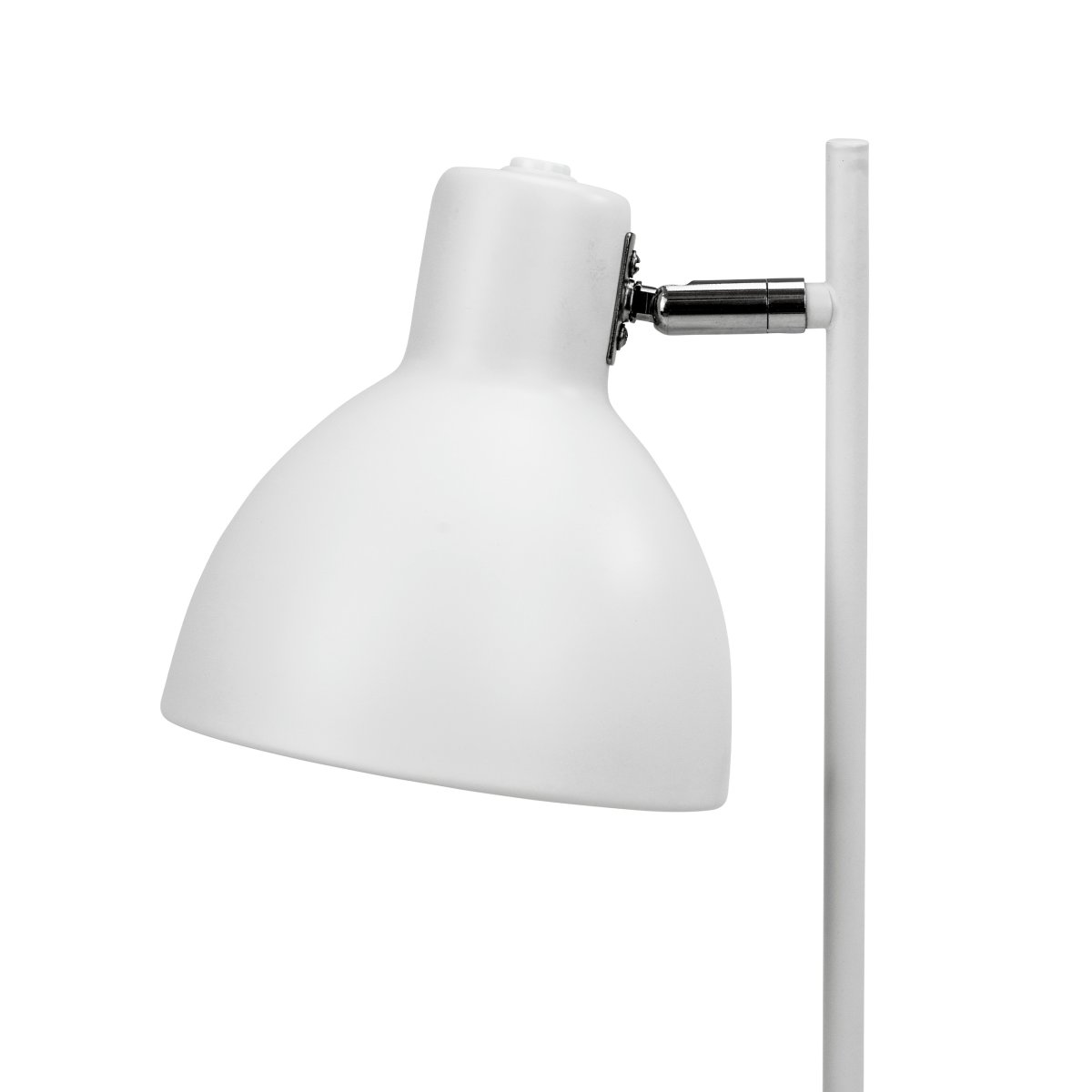 Skagen 50cm Hvid skrivebordslampe Fra Dyberg Larsen - Lad Skagen sprede et fokuseret og behageligt lys, når du har allermest brug for det, og giv dit hjem et tidløst og sofistikeret look med denne kvalitetslampe!