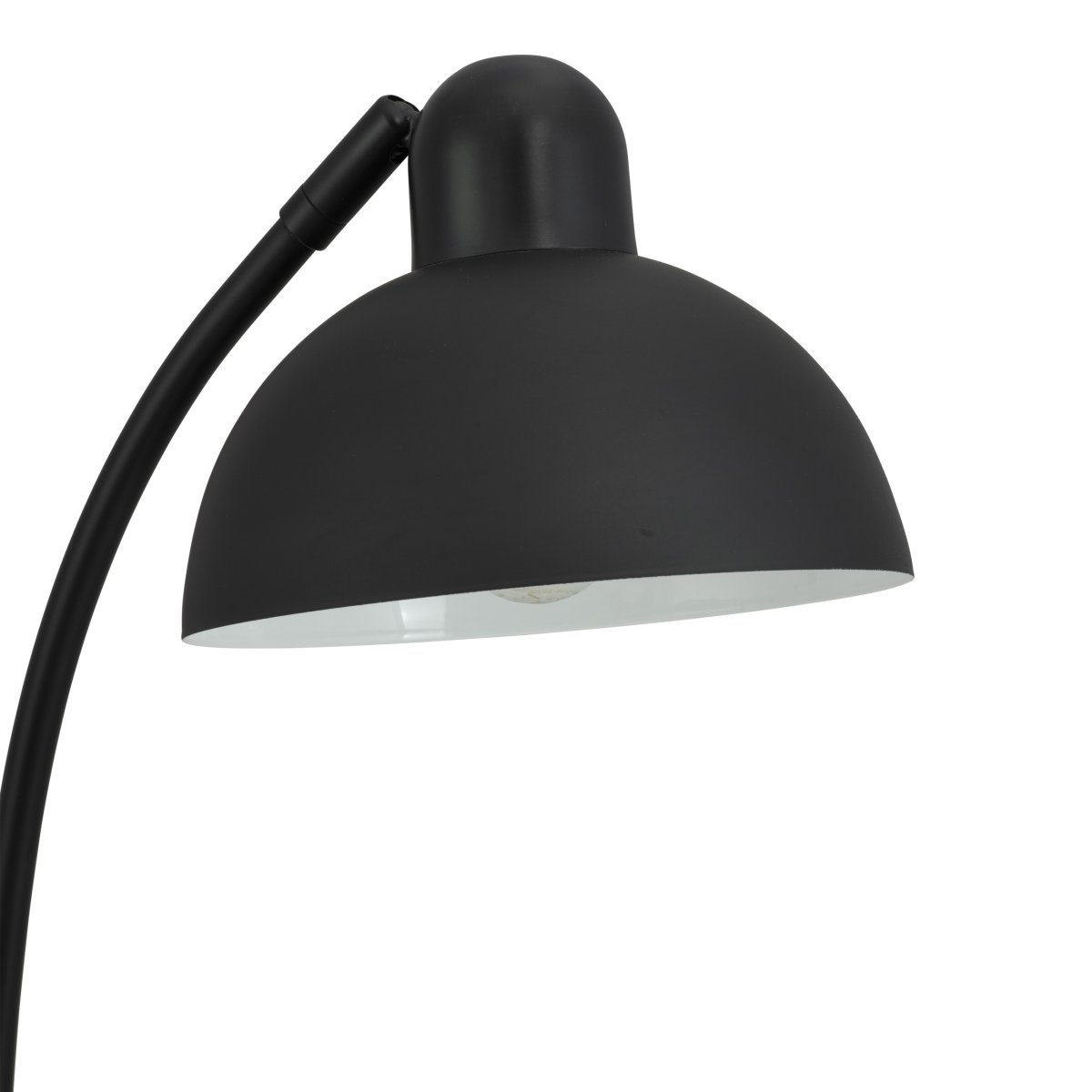 Eric 48cm Sort skrivebordslampe Fra Dyberg Larsen - Opdag den elegante Eric bordlampe med sin unikke marmorfod og buede detaljer, der giver et sofistikeret udtryk.