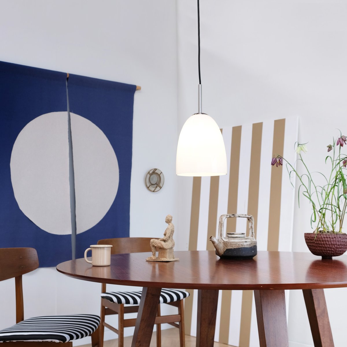 Jazz Ø18 Børstet stål loftslampe Fra Dyberg Larsen - Jazz er et glimrende valg for dig, der &oslash;nsker b&aring;de &aelig;stetik og kvalitet i dit hjem.