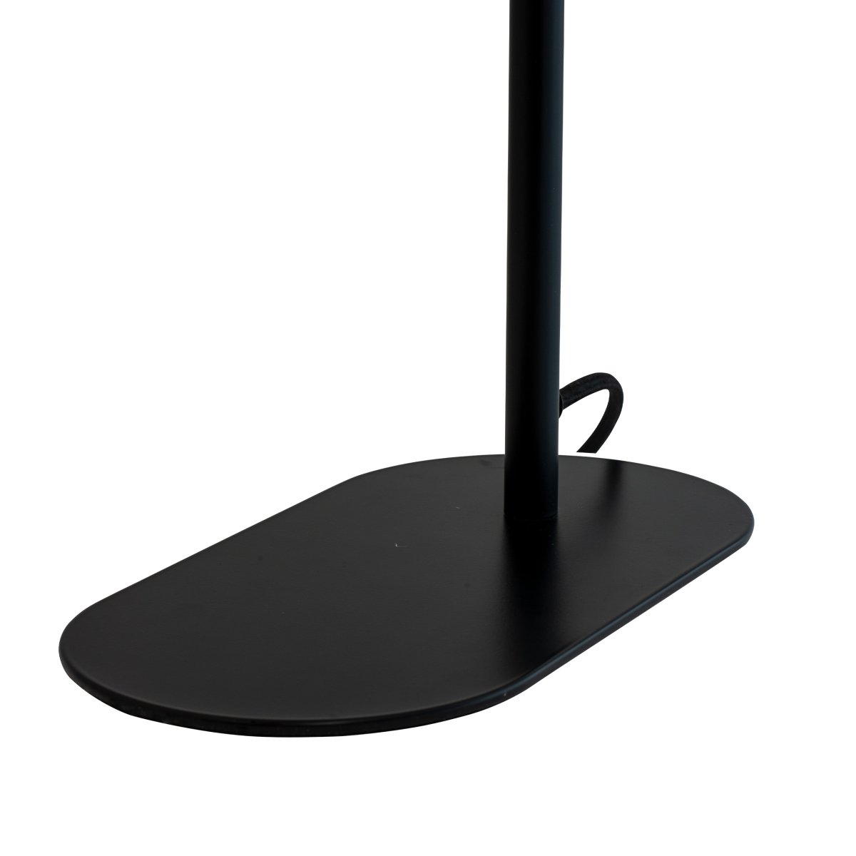 Arch 36cm Mat sort bordlampe Fra Dyberg Larsen - Det unikke design er skabt af den danske designer Sabine Stougaard og emmer af både håndværk og dansk designtalent.