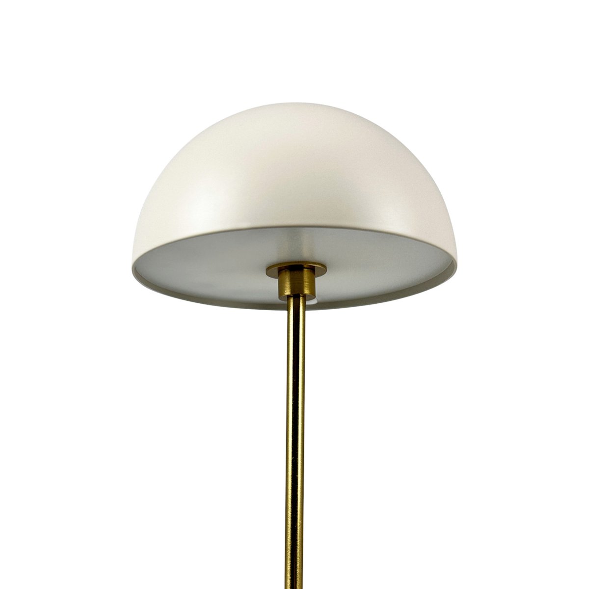 Along Sæt 20cm Beige bærbar Fra Dyberg Larsen - Langs minibordlamper med indbygget LED og touch-teknologi kombinerer tidløst design og harmoni.