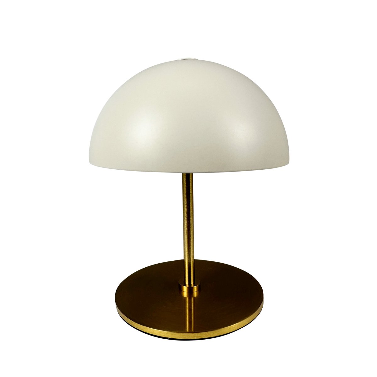 Along Sæt 20cm Beige bærbar Fra Dyberg Larsen - Langs minibordlamper med indbygget LED og touch-teknologi kombinerer tidløst design og harmoni.