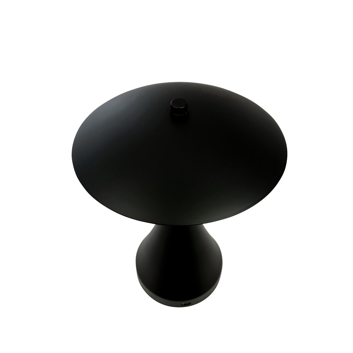 Vienna 28cm Sort bærbar Fra Dyberg Larsen - Den genopladelige lampe giver dig frihed til at placere den hvor som helst uden at bekymre dig om kabler.