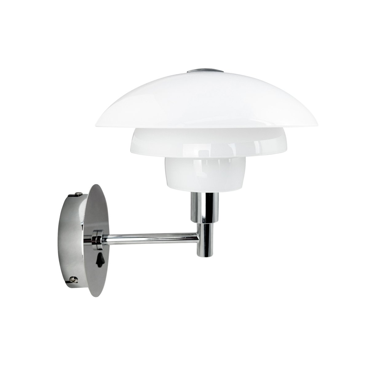Morph Ø20 Chrom væglampe Fra Dyberg Larsen - Denne lampe skaber en klassisk og smuk nordisk stil, og med sit tidssvarende design passer den perfekt ind i stuer, soveværelser og kontorer.