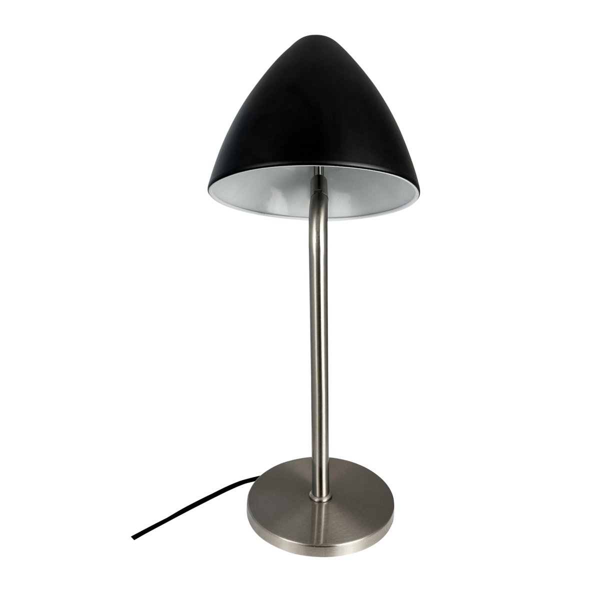 Oulu 47cm Sort bordlampe Fra Dyberg Larsen - Med sit stilfulde design og kvalitetsmaterialer bliver Oulu en iøjnefaldende detalje, der bidrager med elegance og atmosfære til dit interiør.