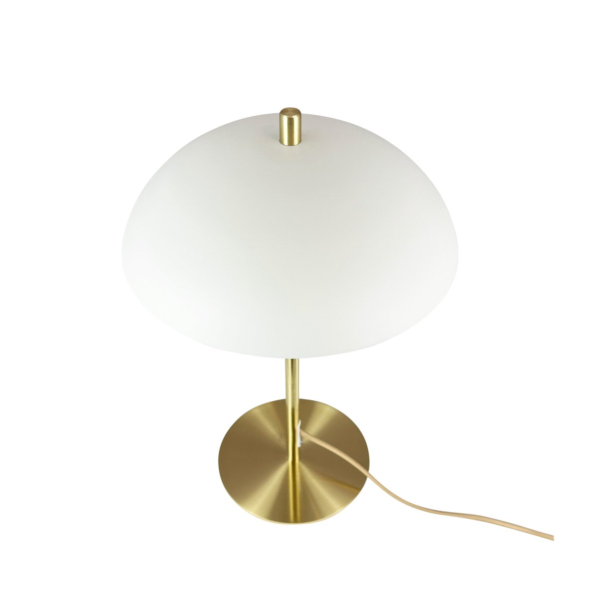 Globus 44cm Messing/beige bordlampe Fra Dyberg Larsen - Lampen er lavet af metal og kombinerer en bl&oslash;d beige tone med detaljer i messingfinish, hvilket giver et harmonisk og moderne udtryk.