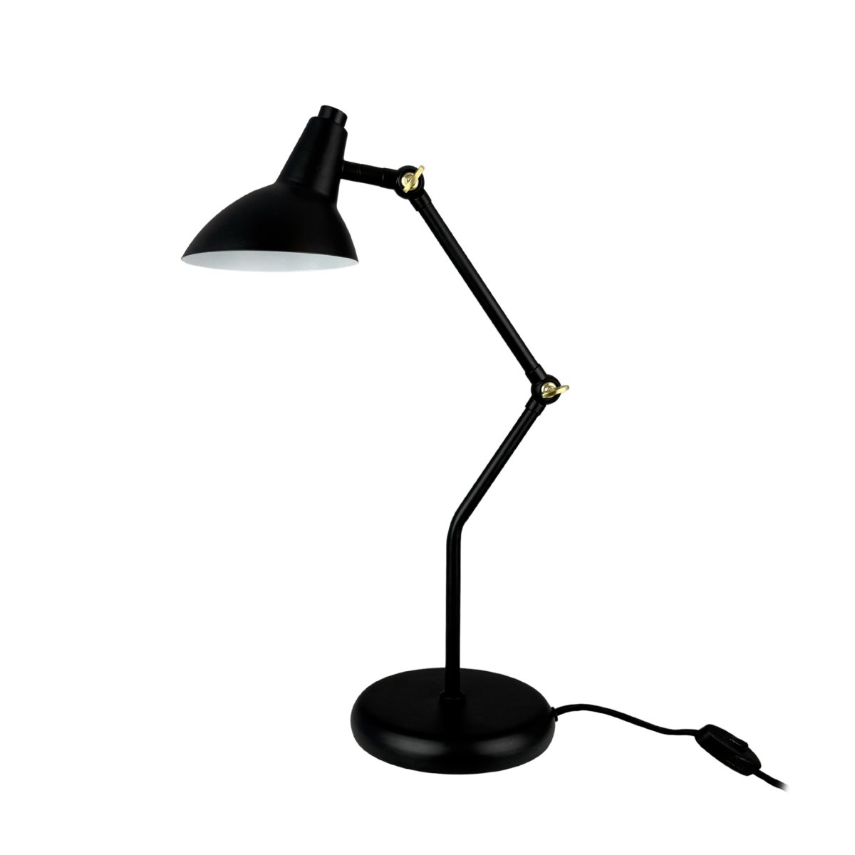 Vela 45cm Sort skrivebordslampe Fra Dyberg Larsen - Med to justerbare led kan du nemt justere h&oslash;jden og vinklen efter behov, og de dekorative detaljer i messingfinish g&oslash;r justeringen problemfri.
