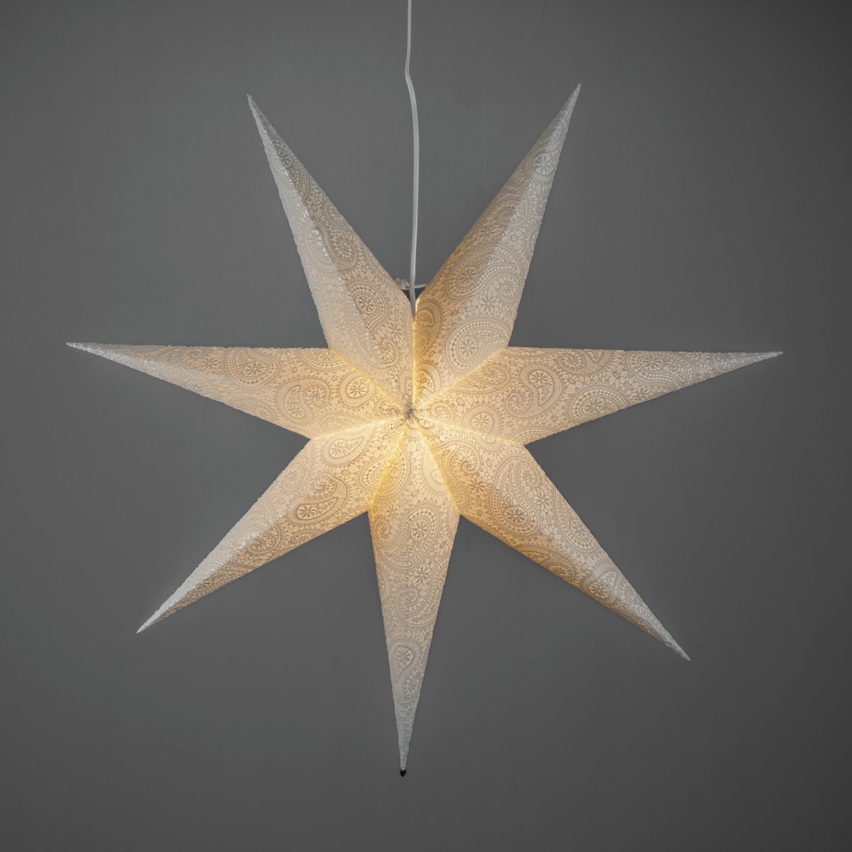 Papirstjerne m. broderi Ø80 Hvid Fra Konstsmide - Med sin diameter p&aring; 80 cm er den perfekt til at h&aelig;nge i et vindue, hvor den vil v&aelig;re et smukt blikfang i advent og jul.