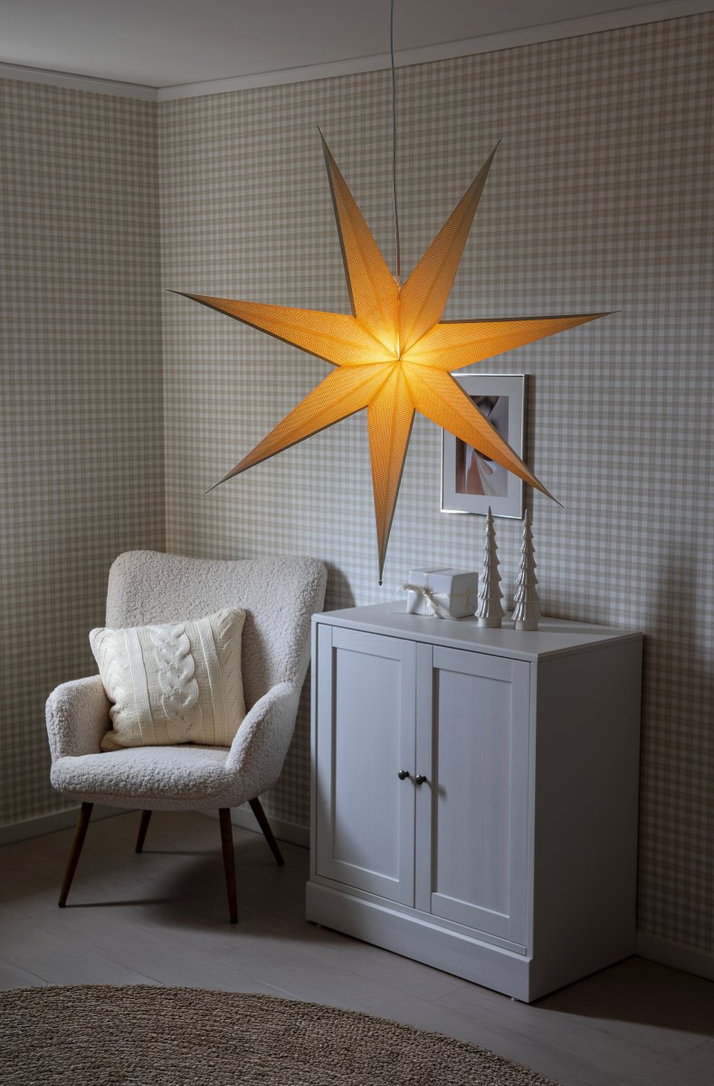 Papirstjerne Ø78 Beige Fra Konstsmide - Det enkle, elegante design spreder et blødt og behageligt lys, der giver en harmonisk følelse i advent og jul.