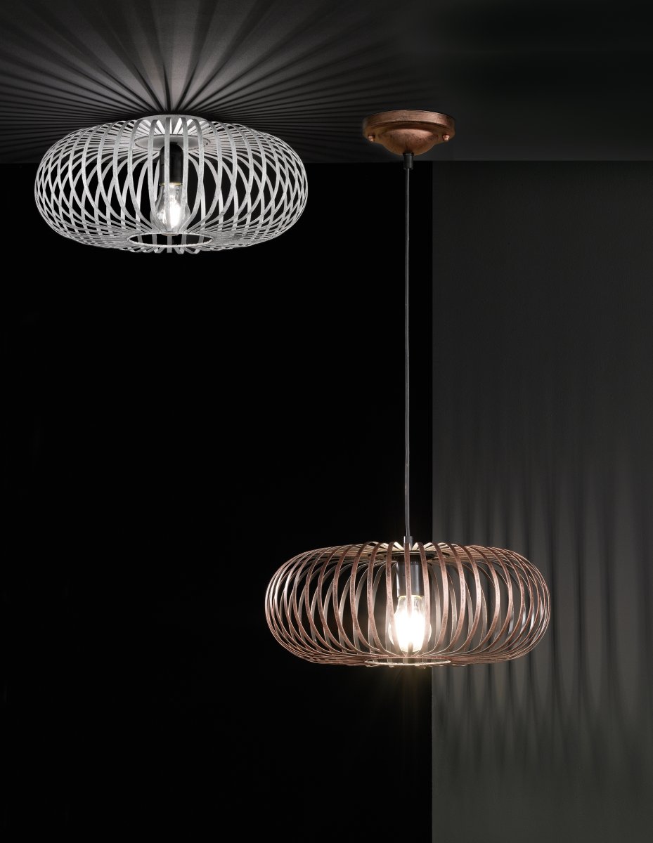 Johann Ø40 Antik kobber plafond Fra Trio Lighting - Denne dekorative lampe er et iøjnefaldende træk i stuen, soveværelset eller entréen, da dens form giver et imponerende lysresultat.