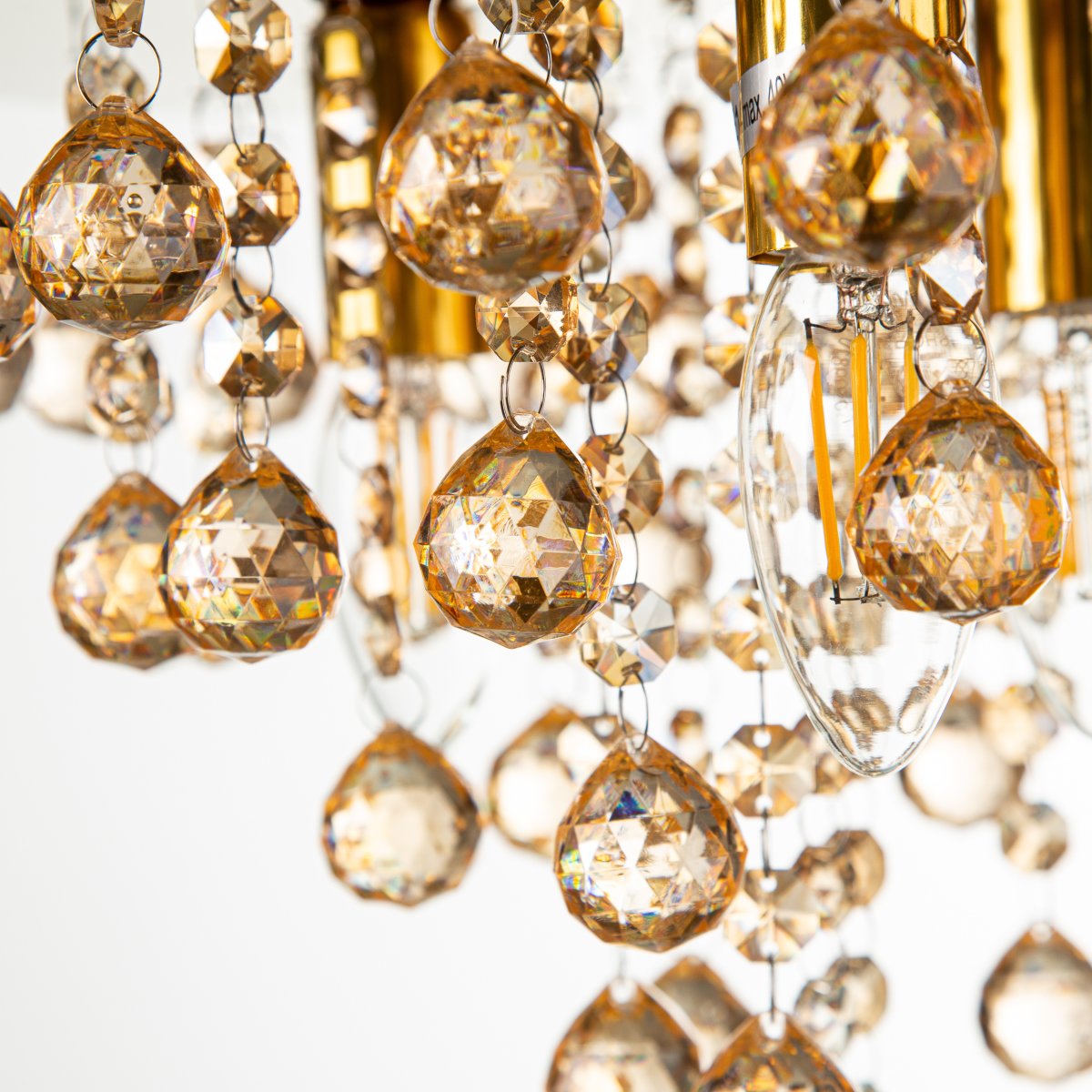 London Ø38 Guld plafond Fra Globo Lighting - London &auml;r en elegant plafond i guld med dekorativa prismor.