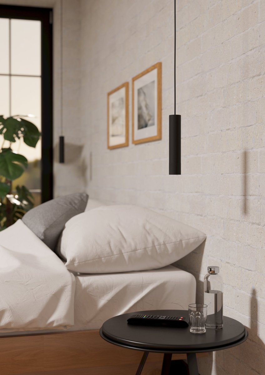 Almudaina Ø4 Sort loftslampe Fra Eglo - Lampen ser s&aelig;rligt godt ud i en gruppe, for eksempel flere p&aring; r&aelig;kke over et k&oslash;kken- eller spisebord, hvor den skaber et ensartet og elegant udtryk.