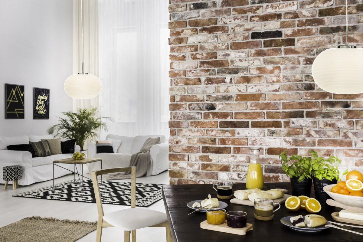 Sefyr Ø32 Hvid loftslampe Fra Aneta Lighting - Sefir loftslampe med ovalt opal hvidt riflet glas.