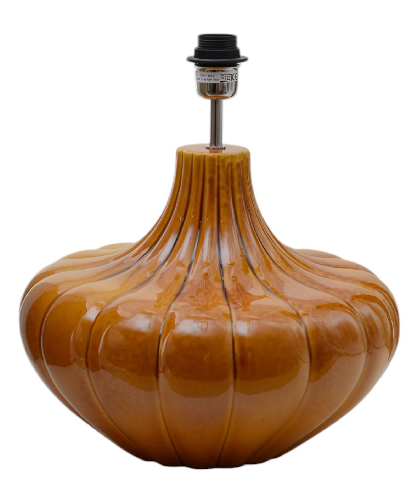 Harmony 40cm Mörkgul lampefod Fra Hallbergs - Harmony lampfot &auml;r en dekorativ lampfot i keramik med en mjuk, rundad form och vackert r&auml;fflad struktur.