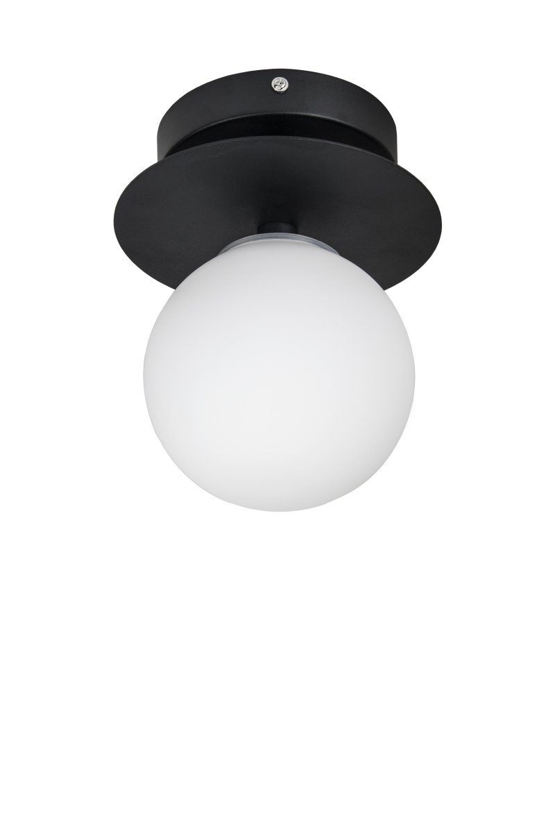 Art Deco Ø16 Sort og hvid badeværelseslampe Fra Globen Lighting - Lampen er lavet af metal og har en hvid glasskærm, der skaber en flot lysspredning i rummet.