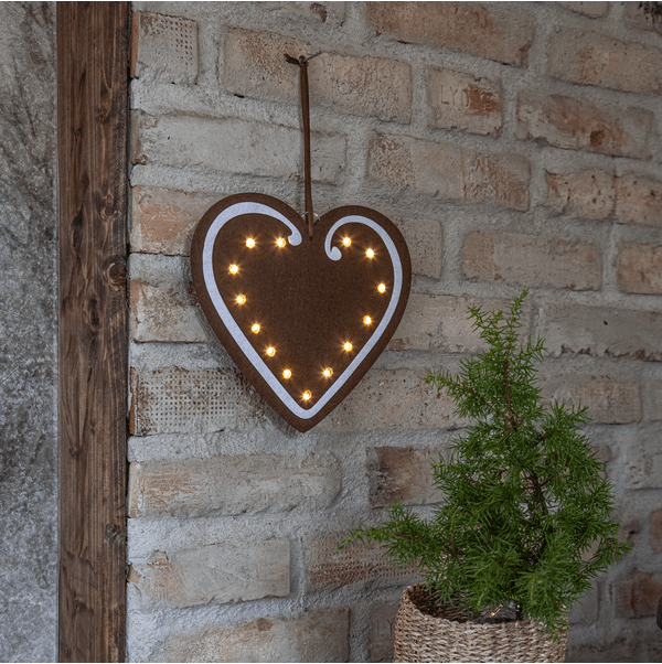 Merry Brun Fra Star Trading - Fin dekoration, der er nem at placere, skinner flot med en varm hvid gl&oslash;d og skaber julestemning.