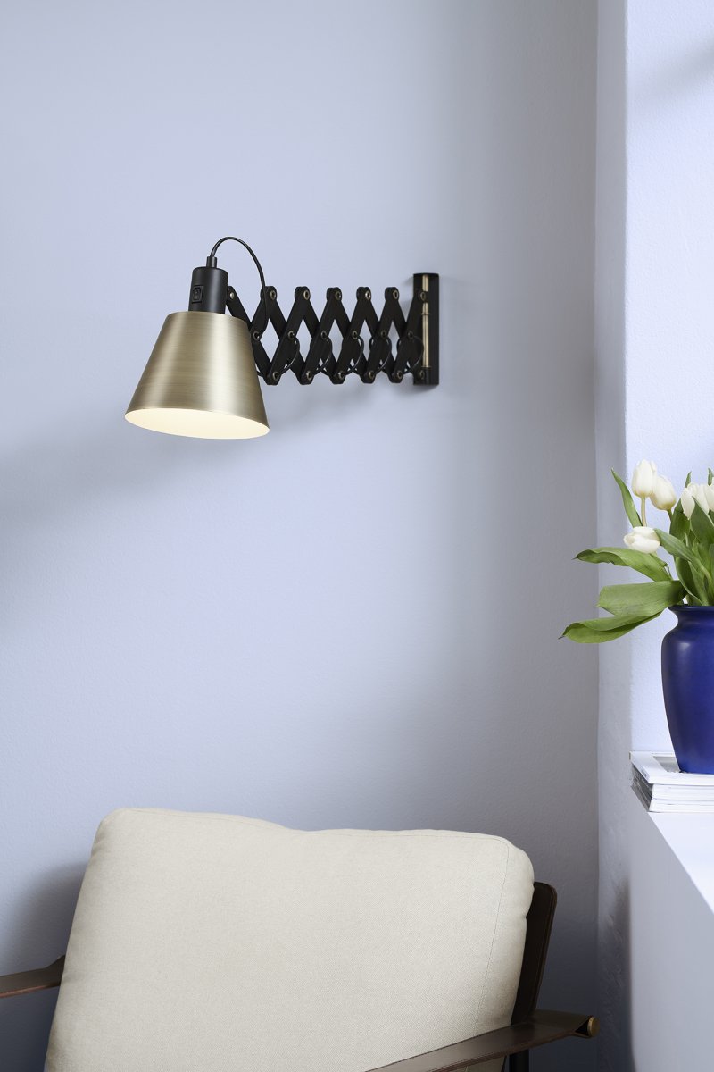 Vintage Ø18 Antik væglampe Fra Halo Design - Vintage er både praktisk og æstetisk tiltalende &ndash; en lampe med både historie og stil!