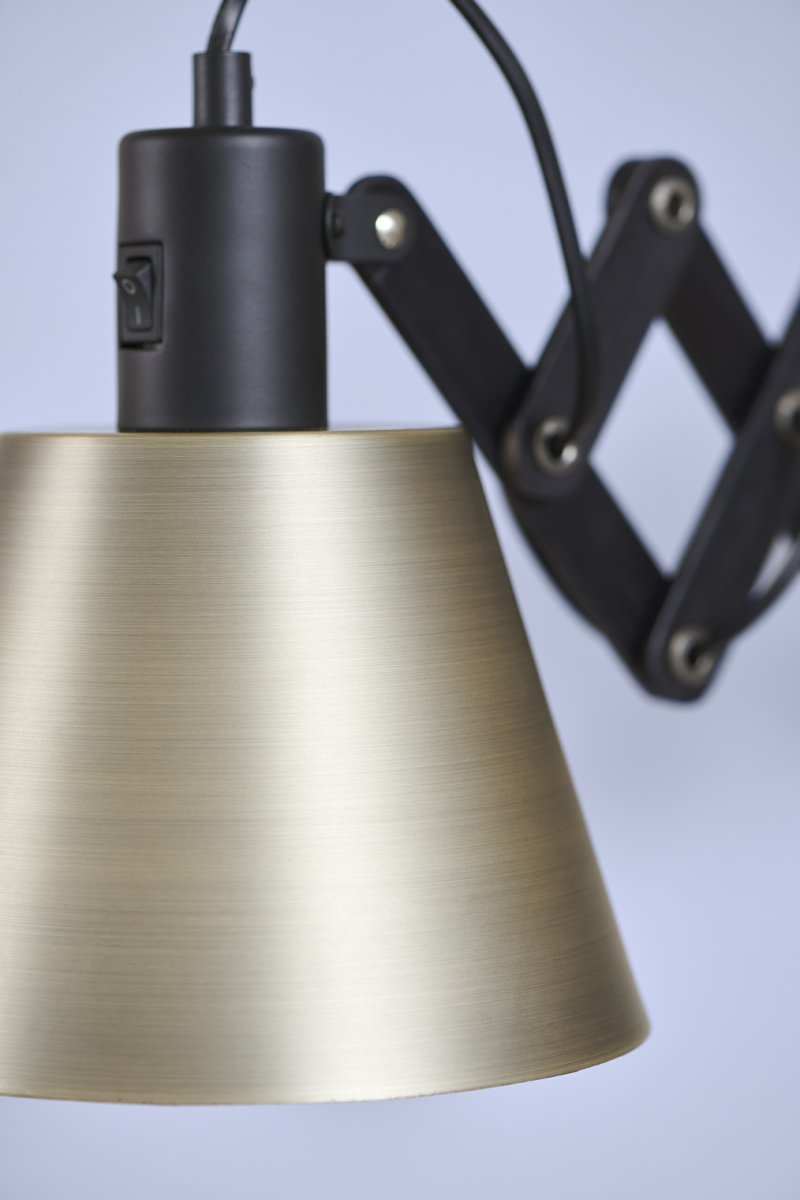 Vintage Ø18 Antik væglampe Fra Halo Design - Vintage er både praktisk og æstetisk tiltalende &ndash; en lampe med både historie og stil!