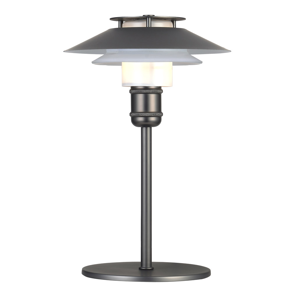 1123 28cm Sort bordlampe Fra Halo Design - 1123 lampen er en moderne bordlampe med industrielt design.