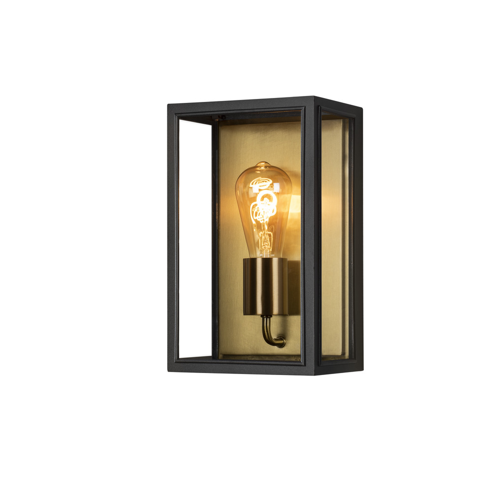 Carpi Messing udendørslampe Fra Konstsmide - Den er lavet af slidstærke materialer og modstår de barske vejrforhold og er både en æstetisk og funktionel belysningsløsning til dit hjem.