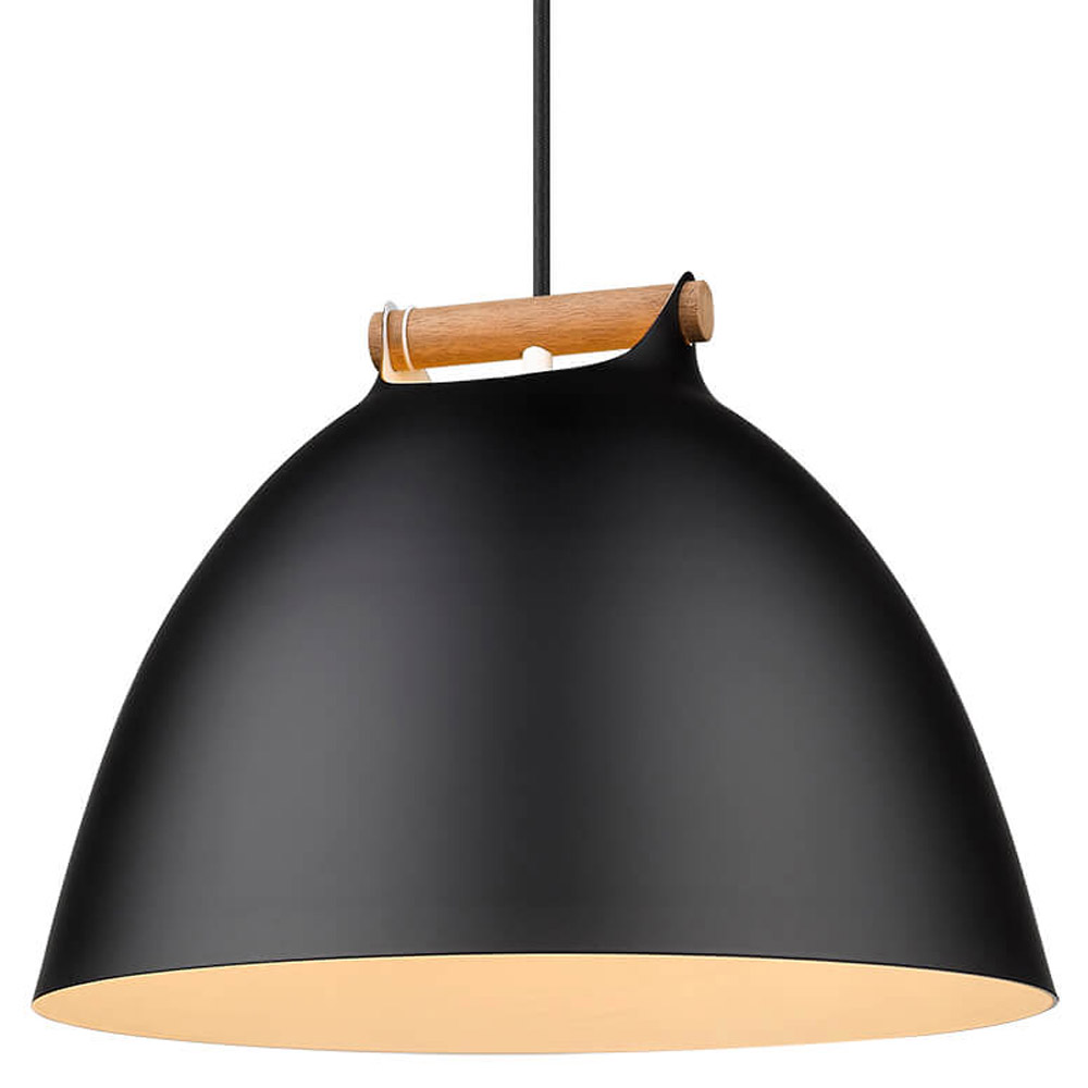Århus Ø40 Sort loftslampe Fra Halo Design - &Aring;rhus loftlampen kombinerer skandinavisk minimalisme med moderne design for at skabe en lyskilde, der imponerer i ethvert rum.
