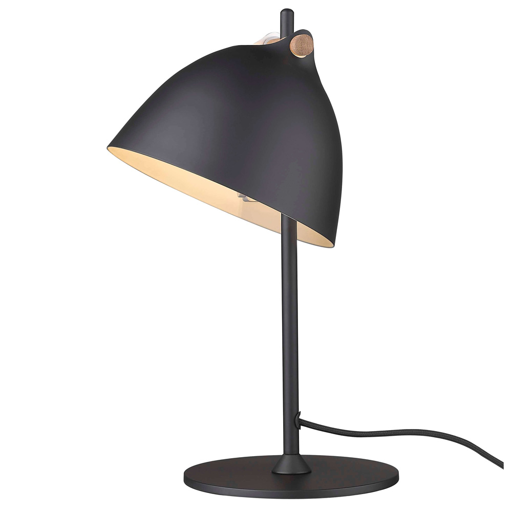 Århus 35cm Sort bordlampe Fra Halo Design - Perfekt til b&aring;de sovev&aelig;relset og kontoret, &Aring;rhus er et must for den designbevidste.