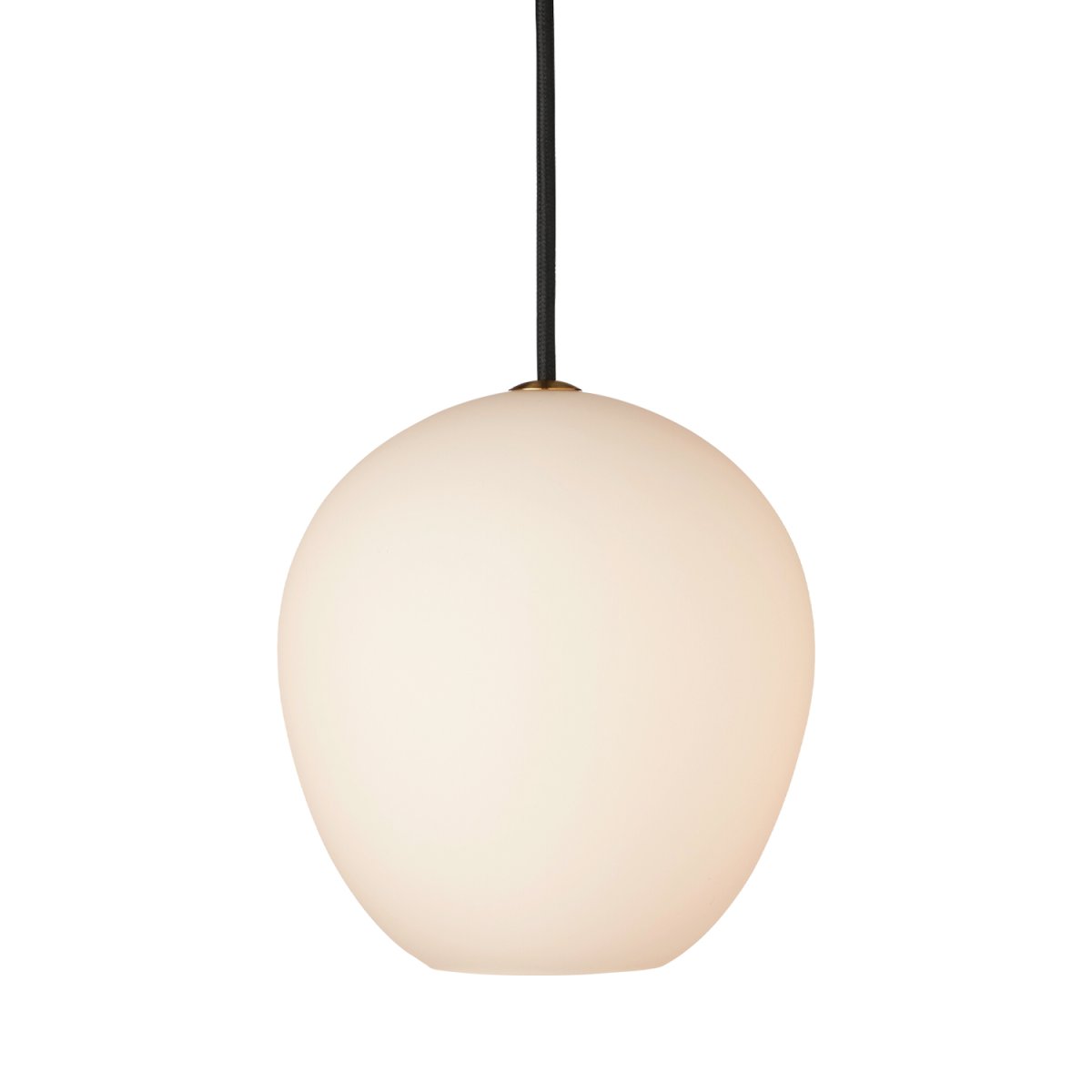 Zoom billede af Wrong Ø20 Opal loftslampe Fra Halo Design - Uanset om den placeres over spisebordet, i stuen eller i entreen, skaber Wrong en stilfuld og indbydende atmosf&aelig;re.
