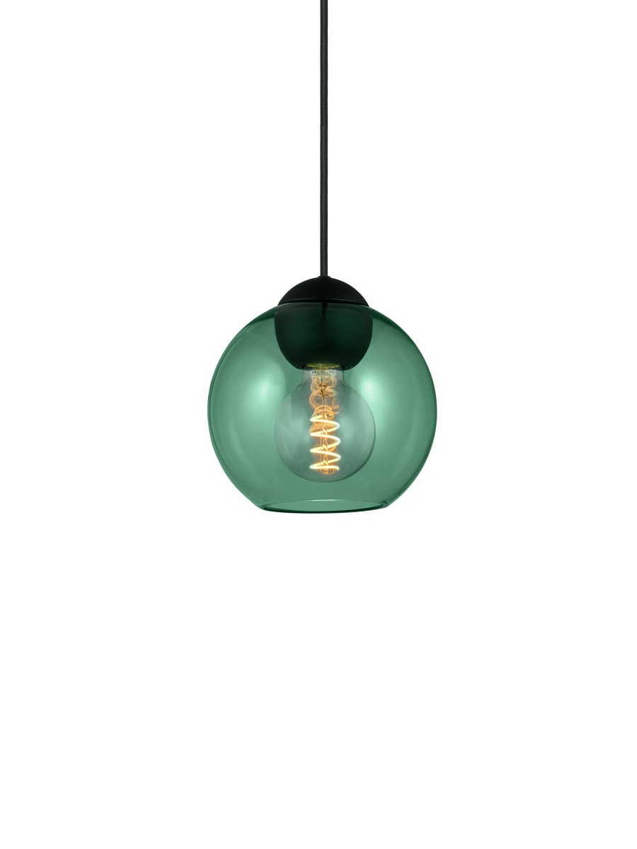 Bubbles Ø18 Grøn loftslampe Fra Halo Design - Den enkle form på Bubbles-lampen giver den et smukt design.