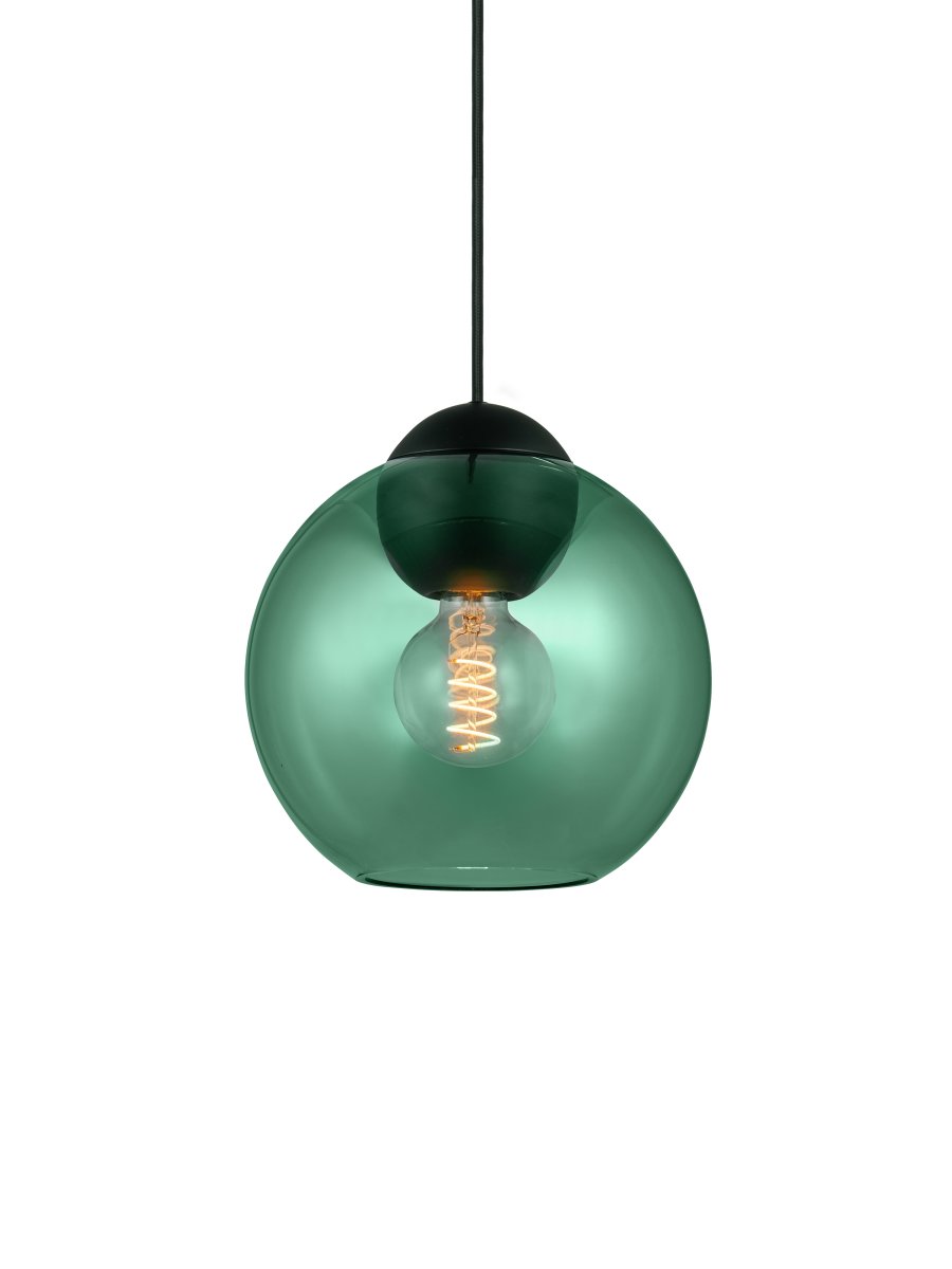 Zoom billede af Bubbles Ø24 Grøn loftslampe Fra Halo Design - Det grønne glas i kombination med de matsorte metaldetaljer bidrager til en elegance og giver en fin spredning af lys i rummet, når det er oplyst.