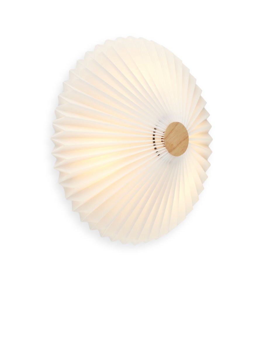 Paris Ø40 Antik plafond Fra Halo Design - Paris lampen er en stilfuld og fleksibel belysningsl&oslash;sning, der kan monteres b&aring;de som loft- og v&aelig;glampe.