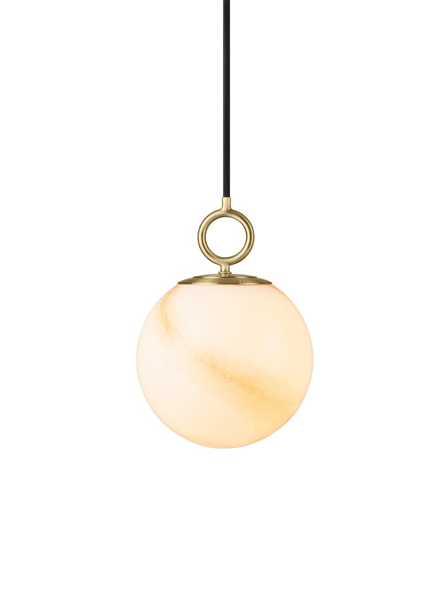 Stockholm Ø18 Brun loftslampe Fra Halo Design - Stockholm er ikke bare en lampe, men en stilfuld indretningsdetalje, der giver dit hjem et eksklusivt præg.