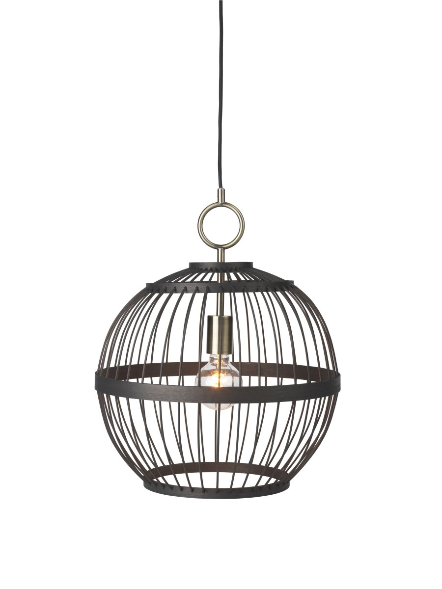 Zoom billede af Stockholm Nordic Ø40 Sort loftslampe Fra Halo Design - Fremstillet af sortolieret træ&auml; giver den en elegant og varm følelse, der passer perfekt i både klassiske og moderne miljøer.