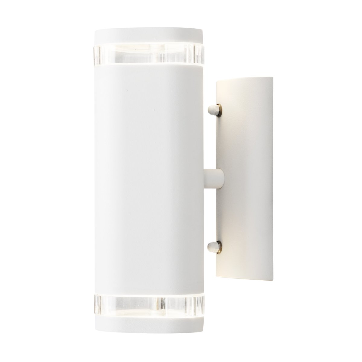 Modena II Hvid udendørslampe Fra Konstsmide - Lyset er rettet b&aring;de opad og nedad og skaber et dekorativt og effektfuldt lysbillede, der l&oslash;fter facaden og giver haven en indbydende fornemmelse.