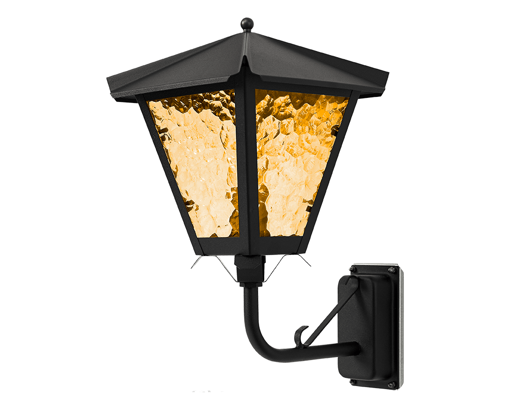 Gustav upp Sort udendørslampe Fra Westal - V&aelig;lg mellem en opadg&aring;ende eller nedadg&aring;ende lanterne i lakeret og anti-rust finish, eller i storsl&aring;et oxideret kobber.