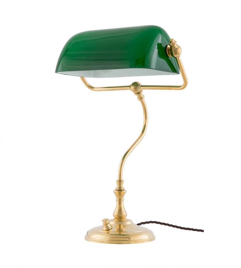 Bankir Messing Fra Karlskrona lampfabrik - Bankmanden er en amerikansk klassiker, som ofte ses på biblioteker og advokatkontorer, og som er blevet populær i Sverige.