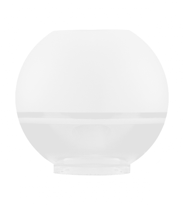 Globe Glass Shade 85 Mat hvid Fra Karlskrona lampfabrik - Klassisk rund petroleumslampeskærm med en frostet top for at forhindre blænding og en klar glasbund til at rette lyset nedad.