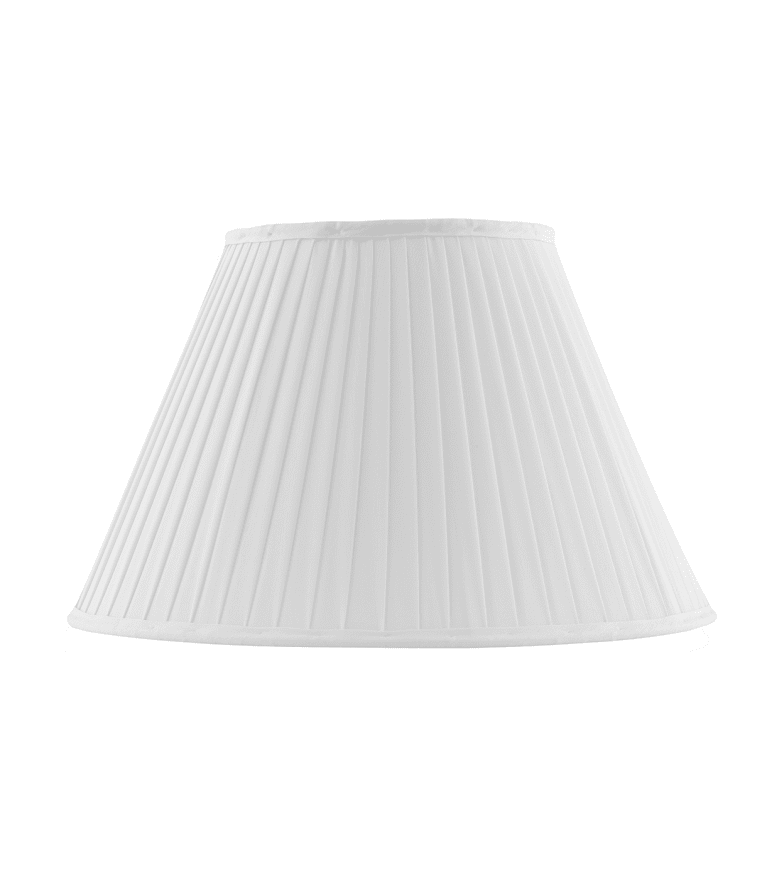 Fabric Lamp Shade 300 Hvid Fra Karlskrona lampfabrik - lampeholder med gevind eller i messingrøret, der er inkluderet i vores bord- og gulvlamper.
