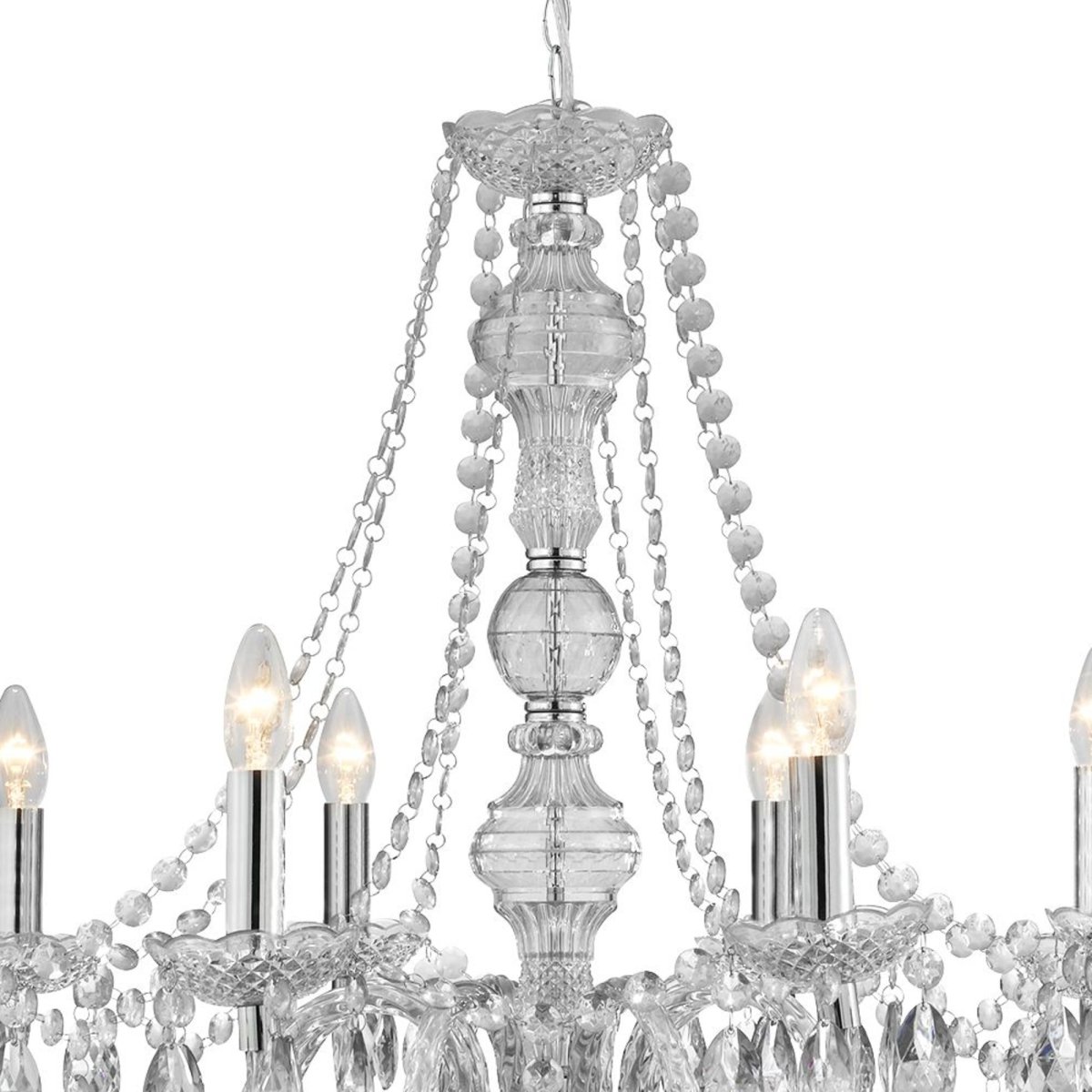 Marie Therese Ø74 Klar loftslampe Fra Searchlight - Det traditionelle design med et moderne twist er luksuriøst udsmykket med klare glasdråber og perler og har buede arme og glasdetaljer, der skaber et glamourøst omdrejningspunkt i ethvert interiør.