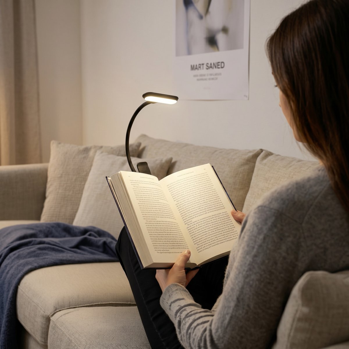 Yamenzi Sort bærbar Fra Eglo - Yamenzi er en praktisk og fleksibel LED-lampe med en klemme, der gør den nem at placere på for eksempel et skrivebord, en hovedgærde eller en hylde.