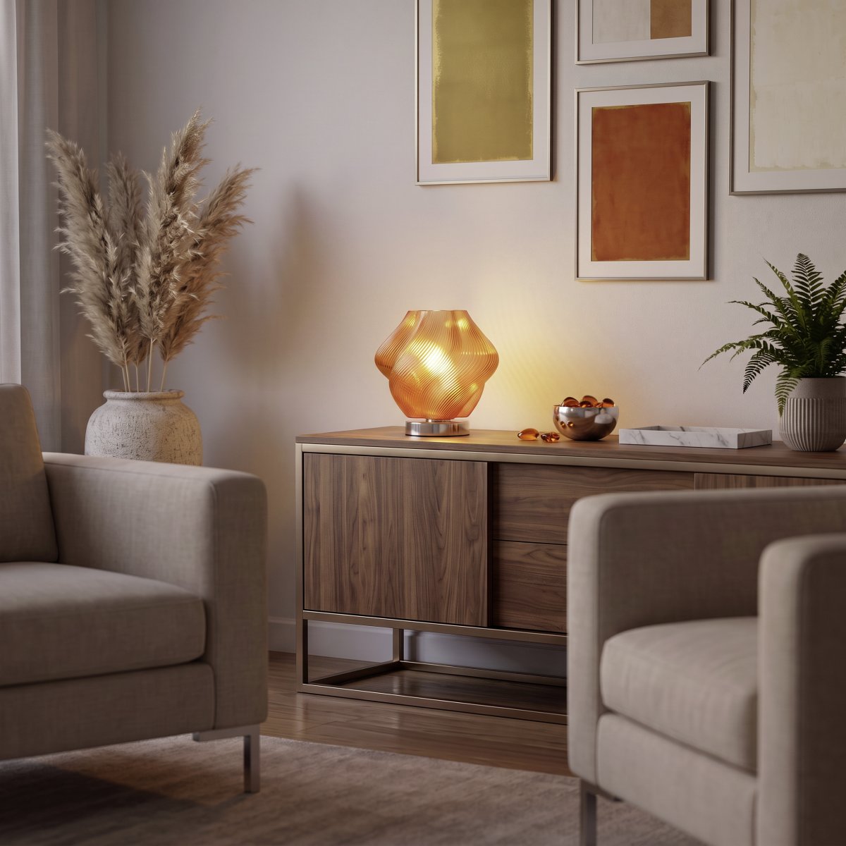 Vicenne 23cm Orange bordlampe Fra Eglo - Vicenne er en dekorativ loftspendel i orange glas med forkromede detaljer.