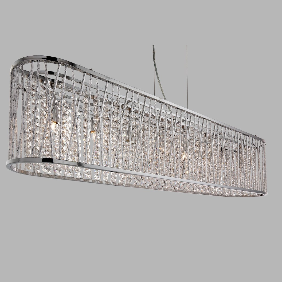 Elise 104cm Chrom loftslampe Fra Searchlight - Elise pendel i krom med 8 pærer er et fed midtpunkt til stue, spisestue eller køkken.