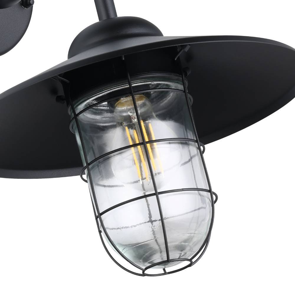 Melgoa Sort udendørslampe Fra Eglo - Lampens retro-inspirerede design gør den til en stilfuld tilføjelse til hjemmet eller haven, hvor den skaber en rustik og charmerende atmosfære.