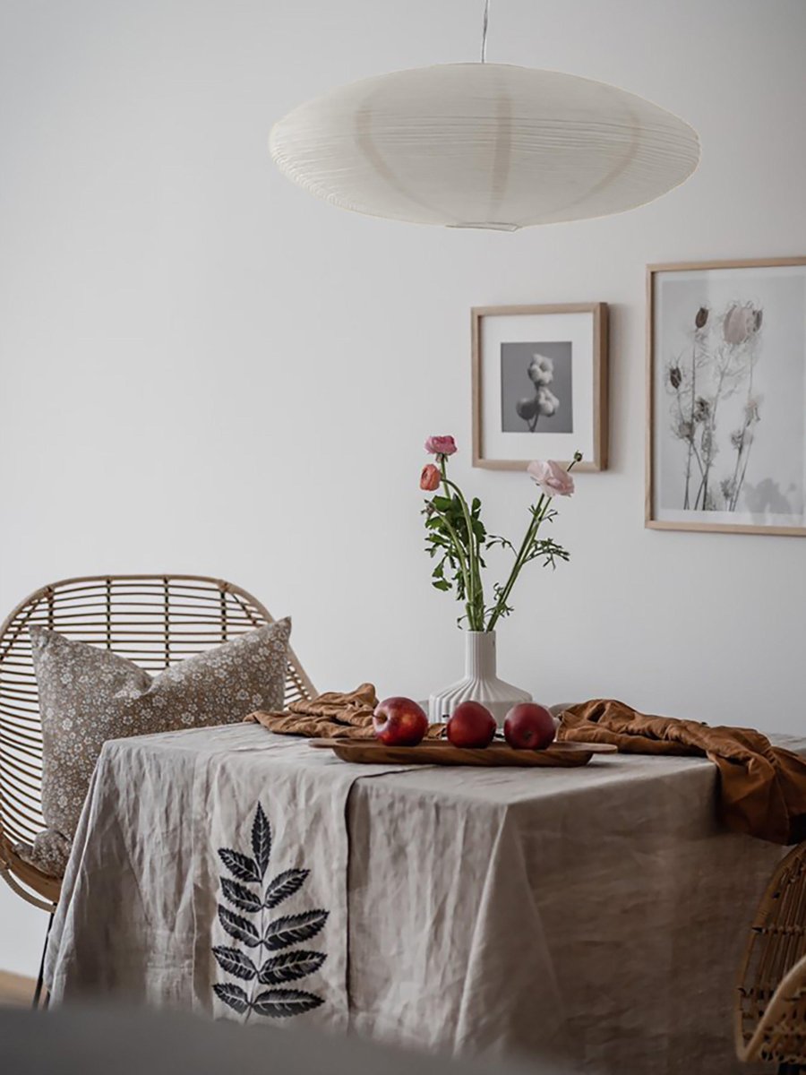 Yuni Skærm Ekskl. Ophæng Ø58 Hvid loftslampe Fra PR Home - Yuni er ellipseformet 58 cm i diameter og 23 cm h&oslash;j.