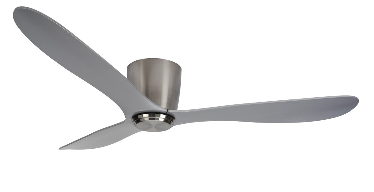 Cetus II Ø132 Nikkel Fra Texa Design - Den energieffektive, nikkelfarvede motor byder p&aring; 6 gear og bakfunktion, hvilket betyder, at den kan bruges p&aring;: sommeren til at k&oslash;le af og p&aring; om vinteren for at recirkulere varm luft.