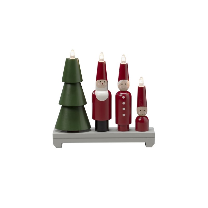 Adventsstage Nisse Rød/grøn Fra Konstsmide - De fire lys spreder en varm og behagelig gl&oslash;d, mens de detaljerede julem&aelig;nd skaber en sjov og hjemlig atmosf&aelig;re.