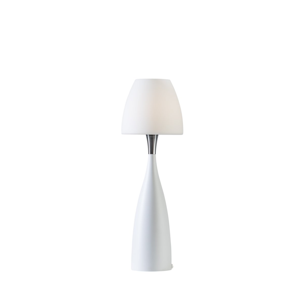 Anemon 50cm Opal bordlampe Fra Belid - Anemon er en stilfuld bordlampe, der spreder et dejligt lys med sin opalglassk&aelig;rm.