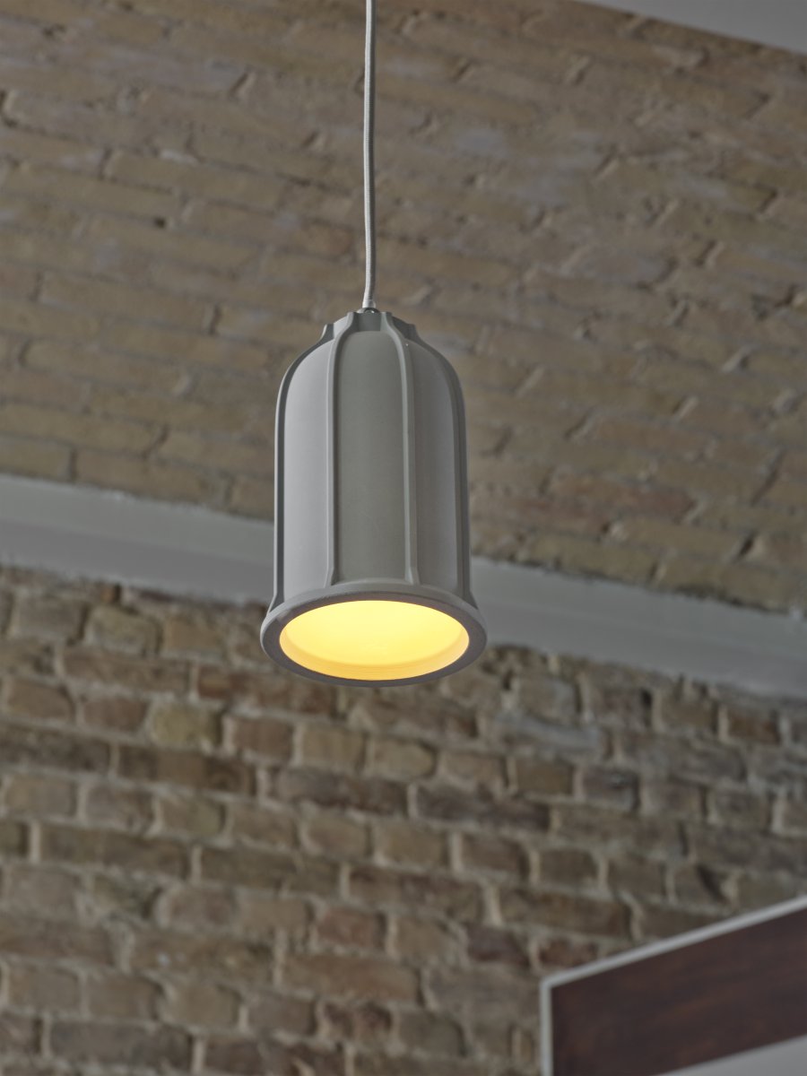 Concrete Sim Ø12 Grå loftslampe Fra Osram - Concrete Sim er et rustikt vedh&aelig;ng med design af h&oslash;j kvalitet.