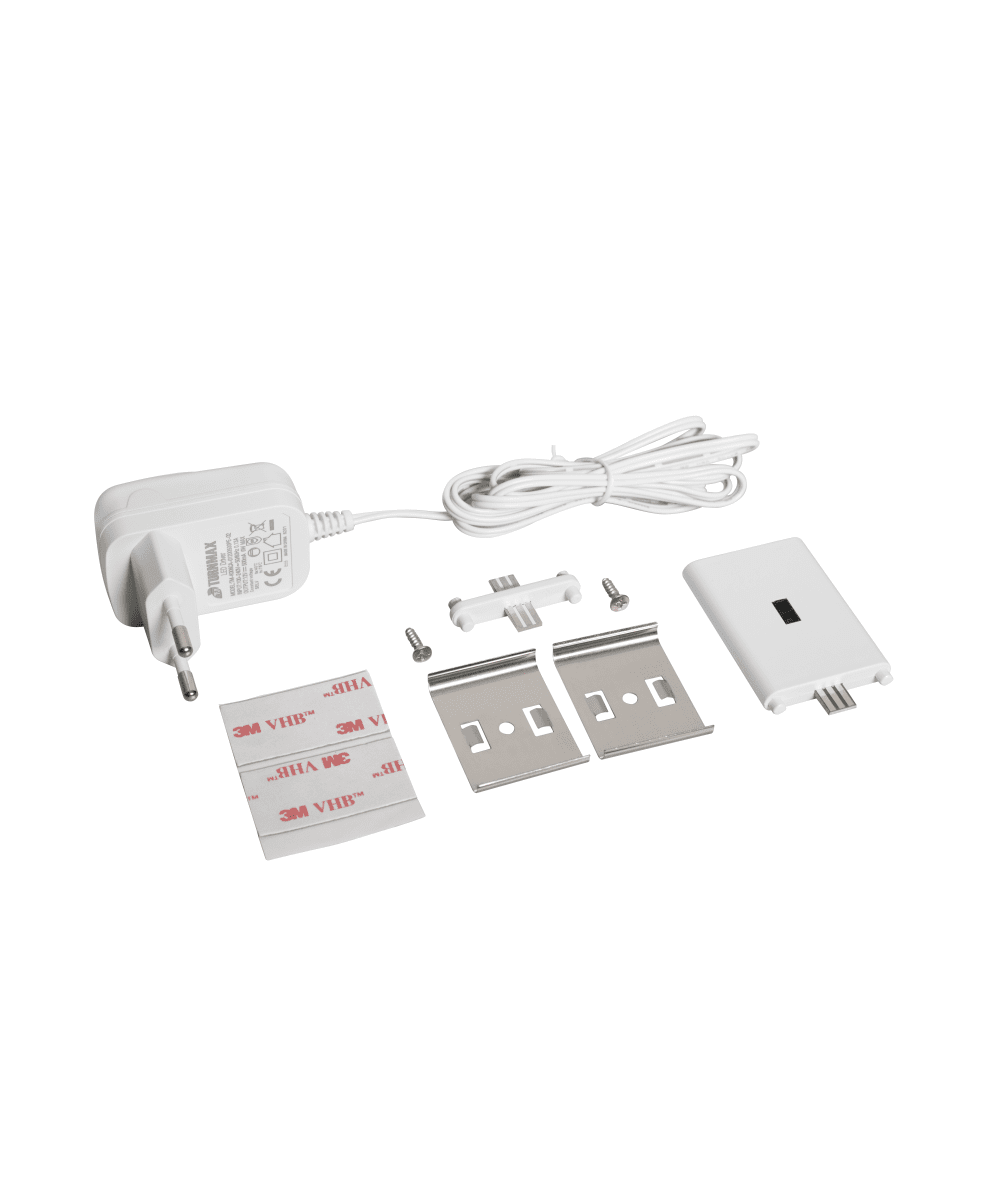 Slim Sensor 55cm Hvid Fra Ledvance - Derudover er lampen udstyret med en IR-sensor, is&aelig;r den t&aelig;ndes og slukkes ved bev&aelig;gelse inden for en afstand p&aring; 5 cm.