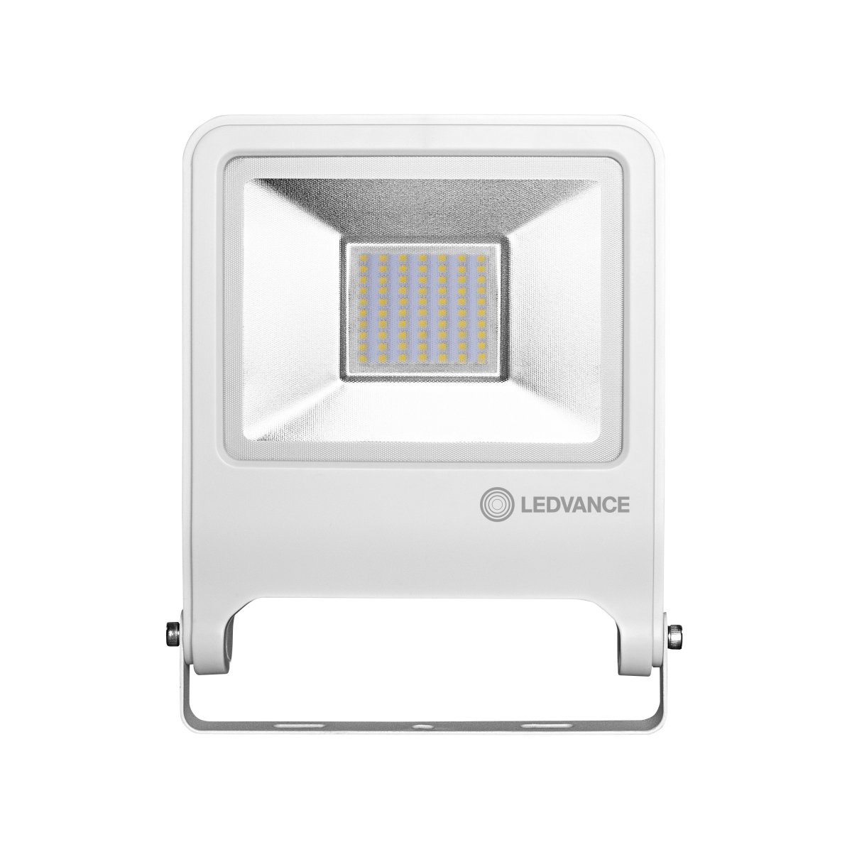 Flood 50W Hvid udendørslampe Fra Osram - Den robusta konstruktionen och det kraftfulla ljuset ger trygg och p&aring;litlig belysning &aring;ret runt.